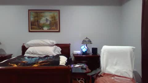 Snapshot of senergy11 chatting on 6, 1, 2026 BigJohnInKy online show from 6, 1, 2026