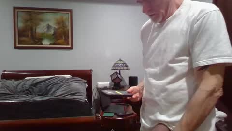 Snapshot of senergy11 chatting on 8, 1, 2026 BigJohnInKy online show from 8, 1, 2026