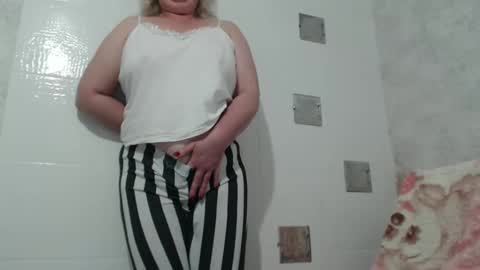 Lenna online show from 30, 1, 2025