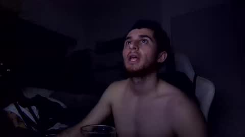 Snapshot of senitzzu chatting on 14, 1, 2025 PAJACONTROL online show from 14, 1, 2025