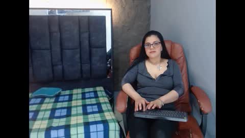 Snapshot of sennamars202cl chatting on 21, 9, 2025 sennamars202cl online show from 21, 9, 2025