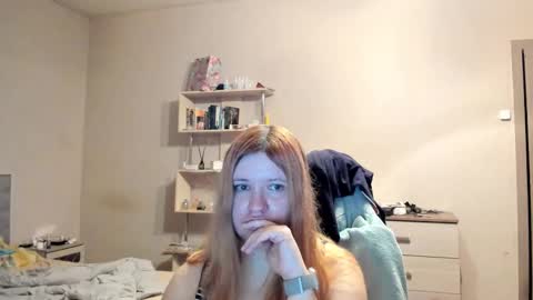 Snapshot of sensetive_mary chatting on 15, 9, 2025 Mary Cherry online show from 15, 9, 2025