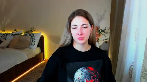 Snapshot of sensitiveheartt chatting on 23, 9, 2025 sensitiveheartt online show from 23, 9, 2025