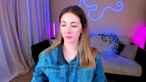 Snapshot of sensitiveheartt chatting on 30, 9, 2025 sensitiveheartt online show from 30, 9, 2025