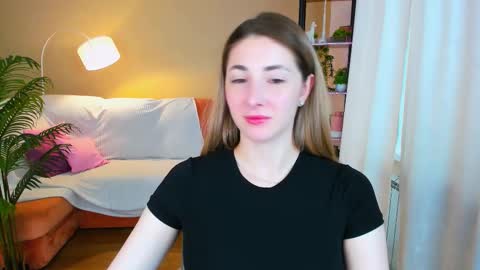 Snapshot of sensitiveheartt chatting on 4, 10, 2025 sensitiveheartt online show from 4, 10, 2025