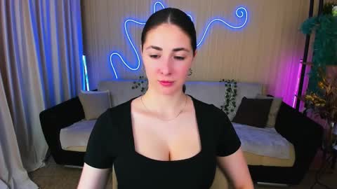 Snapshot of sensitiveheartt chatting on 20, 10, 2025 sensitiveheartt online show from 20, 10, 2025