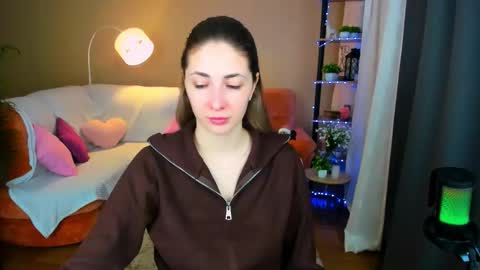 Snapshot of sensitiveheartt chatting on 15, 11, 2025 sensitiveheartt online show from 15, 11, 2025