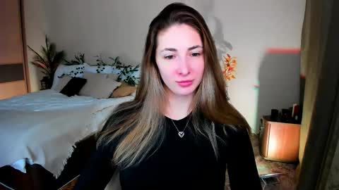 Snapshot of sensitiveheartt chatting on 17, 11, 2025 sensitiveheartt online show from 17, 11, 2025