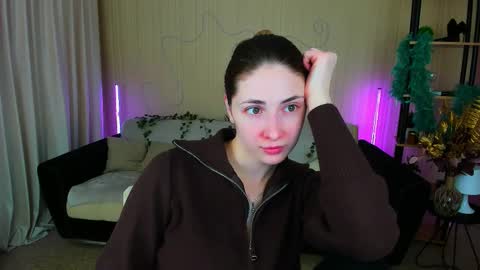 Snapshot of sensitiveheartt chatting on 23, 11, 2025 sensitiveheartt online show from 23, 11, 2025