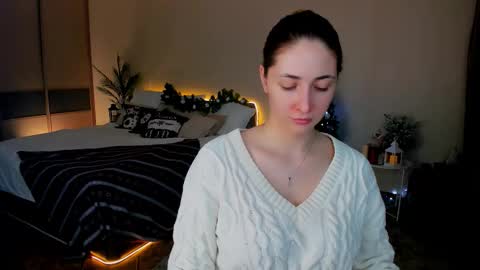 Snapshot of sensitiveheartt chatting on 14, 12, 2025 sensitiveheartt online show from 14, 12, 2025