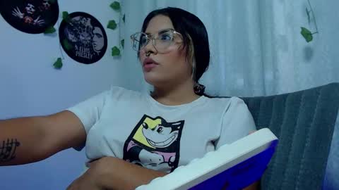 Camille and sophie online show from 20, 11, 2025