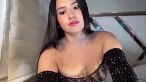 Snapshot of sensual_little_angel chatting on 15, 12, 2024 Nataly online show from 15, 12, 2024