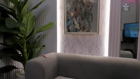 Sophie     online show from 6, 11, 2025