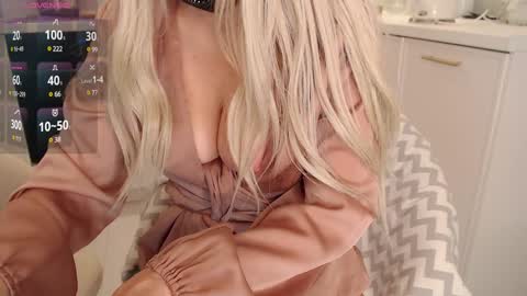 Snapshot of sensualberry chatting on 20, 12, 2024 sensualberry online show from 20, 12, 2024