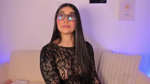 Snapshot of sensualhaven_ chatting on 21, 4, 2026 sensualhaven_ online show from 21, 4, 2026