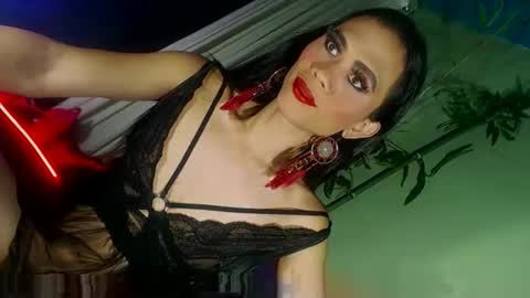 senyora_evangelista online show from 13, 5, 2026