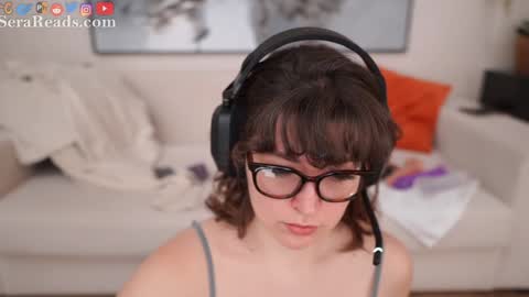 SeraReads online show from 22, 3, 2026