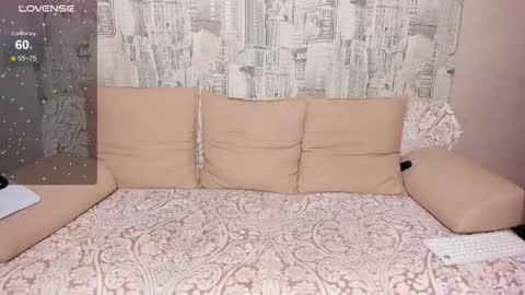 Alisha  Kevin online show from 14, 9, 2025