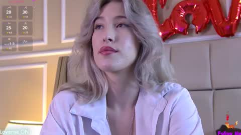 Snapshot of serena_bennet chatting on 5, 10, 2025 Serena online show from 5, 10, 2025