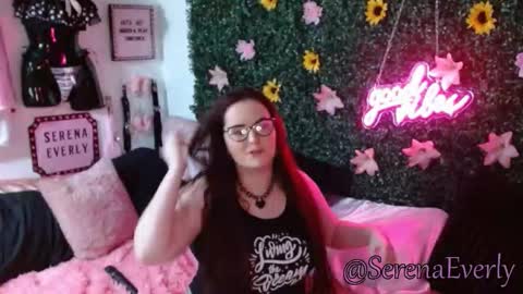 Serena Everly online show from 28, 9, 2025