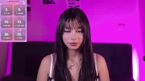 Snapshot of serenbleck chatting on 25, 5, 2026 Seren online show from 25, 5, 2026