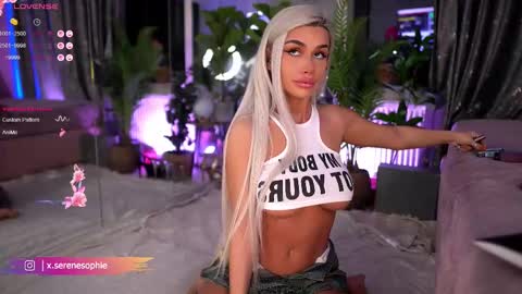 Serene Sophiex online show from 9, 3, 2025