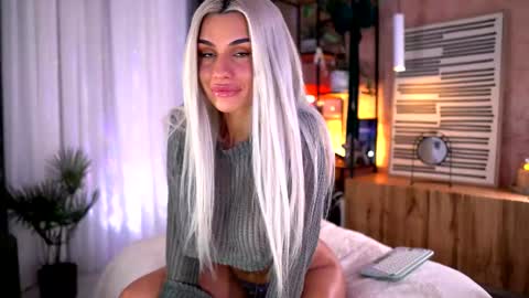 Snapshot of serene_sophiex chatting on 2, 2, 2026 Serene Sophiex online show from 2, 2, 2026