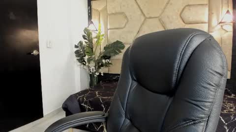 Serene online show from 21, 6, 2026
