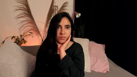 Snapshot of serenity_day chatting on 3, 11, 2025 Serenity online show from 3, 11, 2025