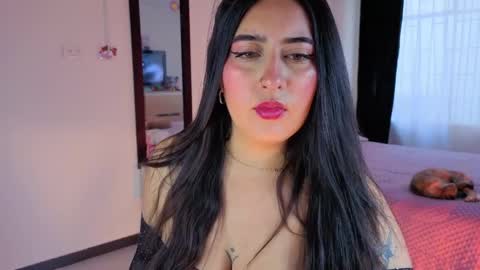 Serenna Cruz online show from 29, 4, 2026