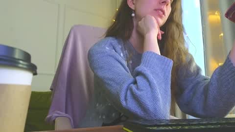 Snapshot of sereta_fin chatting on 17, 12, 2024 Hey Guys and Girls non-binary personalities Im Sereta online show from 17, 12, 2024