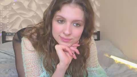 Snapshot of sereta_fin chatting on 18, 2, 2026 Hey Guys and Girls non-binary personalities Im Sereta online show from 18, 2, 2026