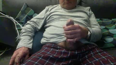 Snapshot of serge8413 chatting on 25, 2, 2025 serge8413 online show from 25, 2, 2025