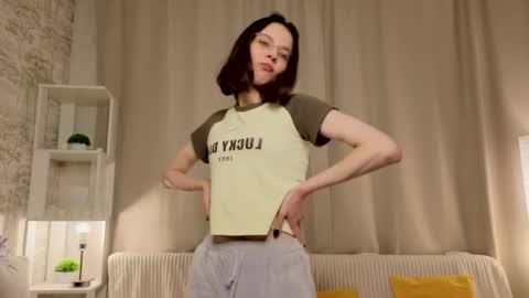 Snapshot of serinazele chatting on 14, 4, 2026 Melissa online show from 14, 4, 2026