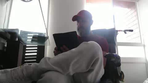 Snapshot of serioyhetero19 chatting on 10, 1, 2026 hetero serio discreto online show from 10, 1, 2026