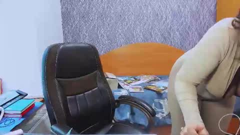 VIOLA online show from 4, 3, 2025