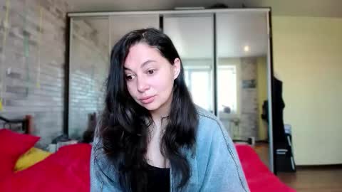 VIOLA online show from 5, 5, 2026