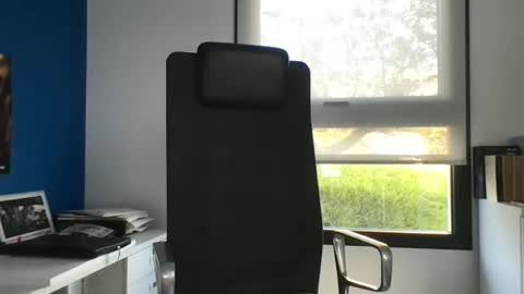 sesamechris92 online show from 7, 10, 2025