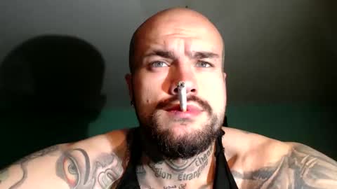 Snapshot of sevendragons1 chatting on 23, 11, 2025 SevenDragons online show from 23, 11, 2025