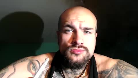 Snapshot of sevendragons1 chatting on 1, 12, 2025 SevenDragons online show from 1, 12, 2025