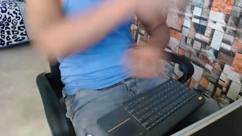 Snapshot of sexatlexx chatting on 16, 11, 2025 arnold online show from 16, 11, 2025