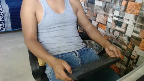 Snapshot of sexatlexx chatting on 8, 3, 2026 arnold online show from 8, 3, 2026