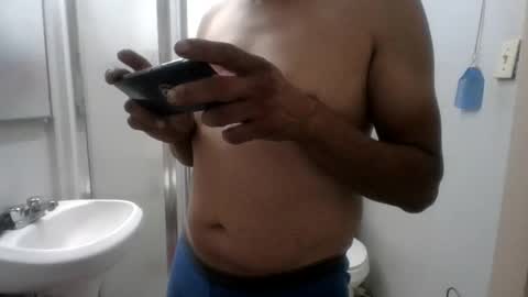 Snapshot of sexboy1437 chatting on 24, 10, 2025 sexboy1437 online show from 24, 10, 2025