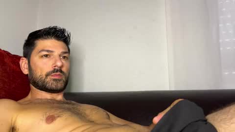 Lucenzo  online show from 4, 10, 2025