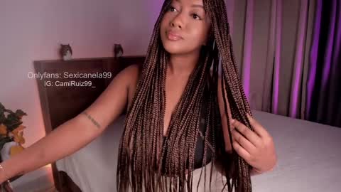 Snapshot of sexicanela99 chatting on 5, 2, 2025 ... Camila ... online show from 5, 2, 2025