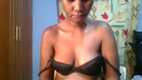 Snapshot of sexie_love chatting on 2, 11, 2025 Nancy online show from 2, 11, 2025