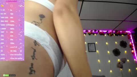 Snapshot of sexifacex1 chatting on 30, 4, 2026 Lili online show from 30, 4, 2026