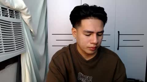 HI I AM JAMESPLEASE LET ME DO SOME HOT SHOWS FOR YOU HERE FOR MY  SCHOOL AND FOR MY FAMILY online show from 4, 11, 2025