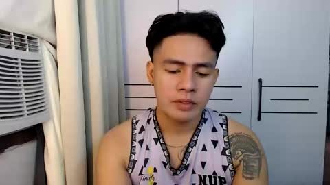 HI I AM JAMESPLEASE LET ME DO SOME HOT SHOWS FOR YOU HERE FOR MY  SCHOOL AND FOR MY FAMILY online show from 15, 11, 2025