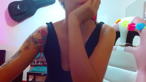 sexmilkdirty online show from 27, 2, 2025